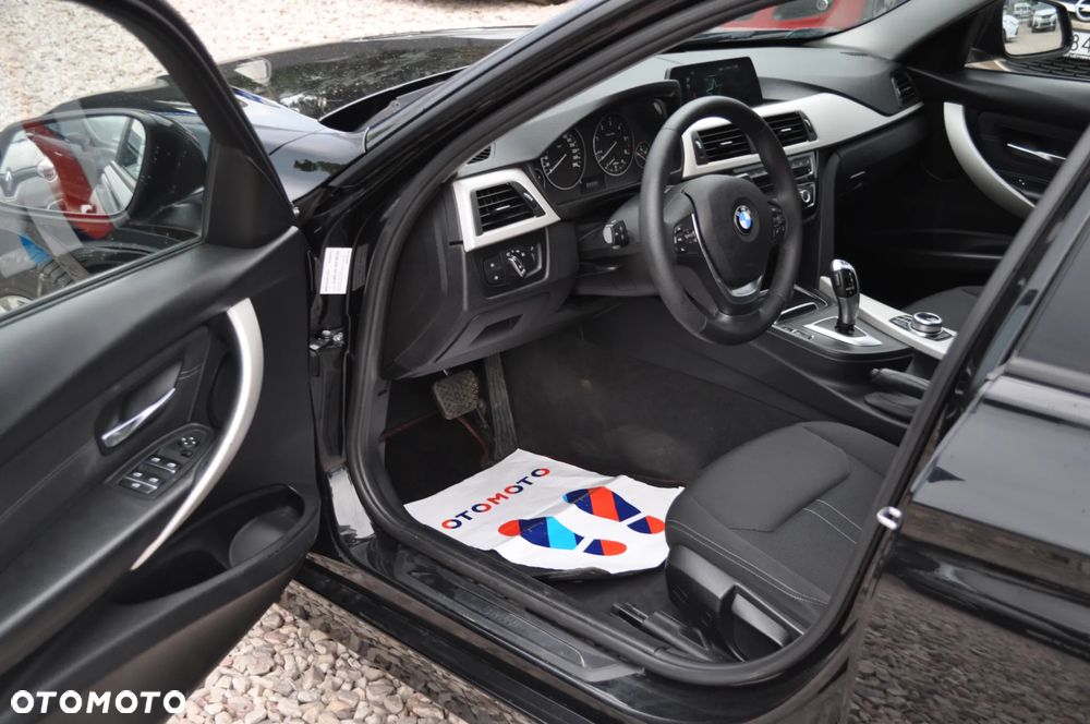 BMW Seria 3 318d Advantage - 14