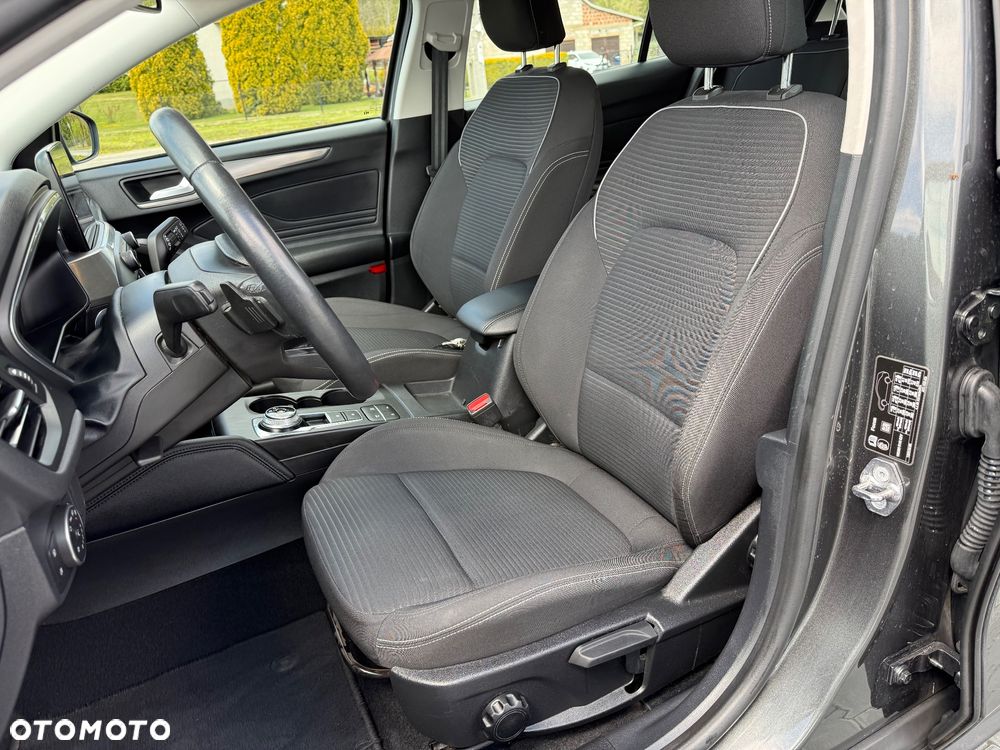 Ford Focus 1.5 EcoBlue Start-Stopp-System TITANIUM DESIGN - 22