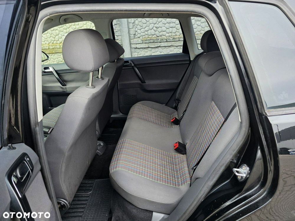 Volkswagen Polo 1.2 Comfortline - 26