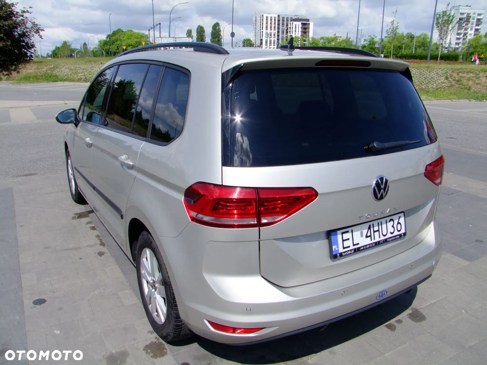 Volkswagen Touran 2.0 TDI BMT SCR Comfortline - 8
