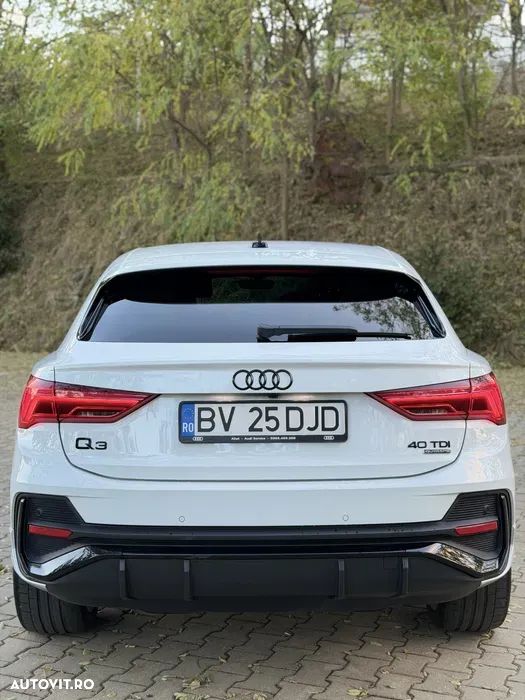 Audi Q3 Sportback 2.0 35 TDI quattro S tronic W3 S Line - 4