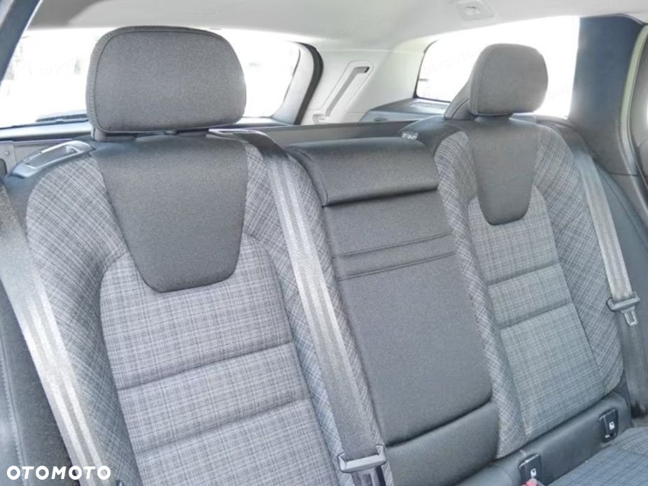 Volvo V60 - 13