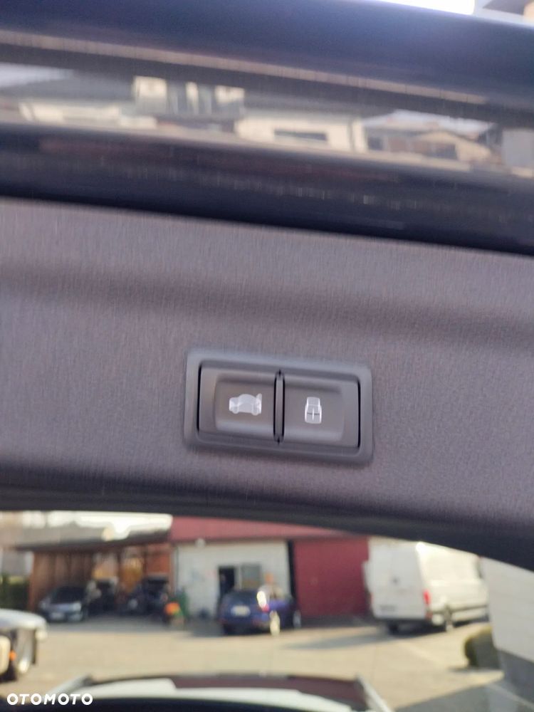 Audi A6 Avant 40 TDI quattro S tronic sport - 25