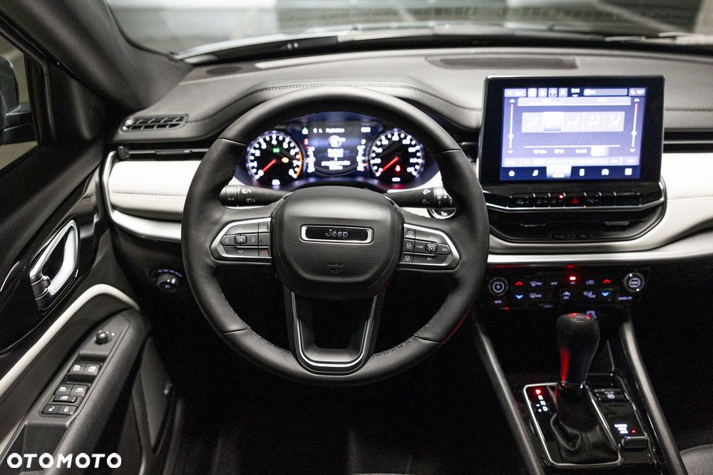 Jeep Compass - 17