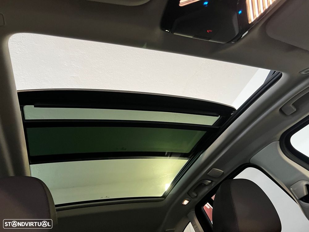 BMW iX3 Impressive - 32