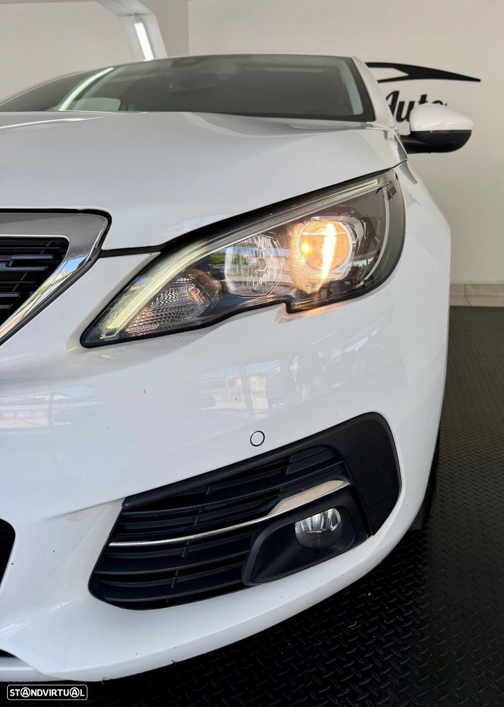 Peugeot 308 1.5 BlueHDi Allure - 5