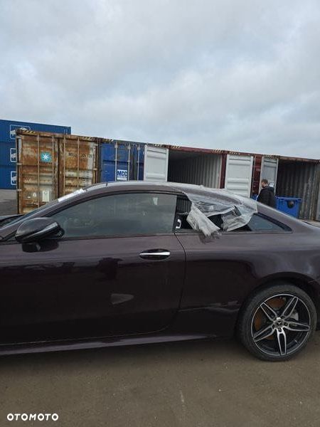 Mercedes-Benz Klasa E 450 4-Matic 9G-TRONIC - 12