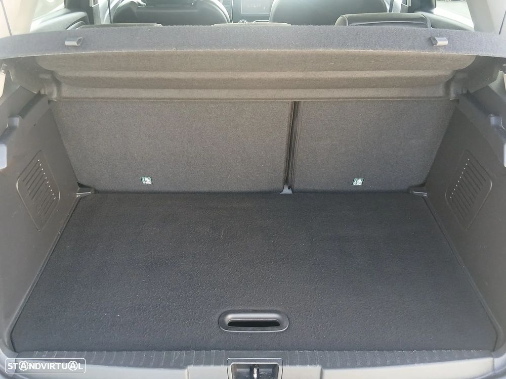 Renault Captur 1.5 dCi Exclusive XMOD - 34