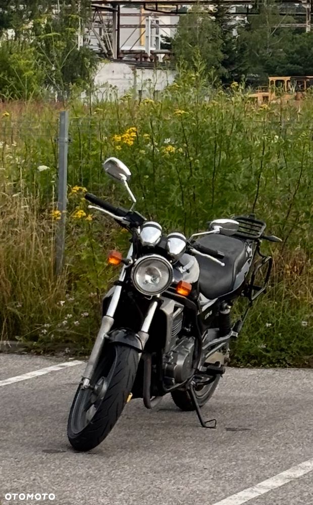 Kawasaki ER - 1