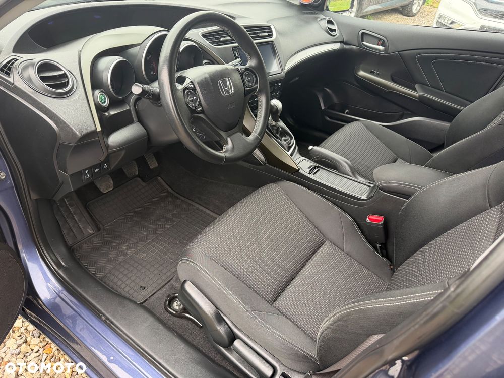 Honda Civic 1.8 Elegance (Honda Connect+) - 12