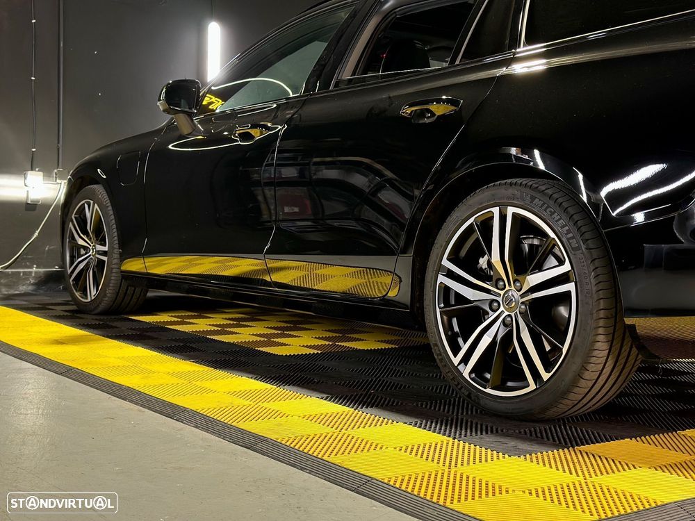 Volvo V60 2.0 T6 AWD TE R-Design - 11