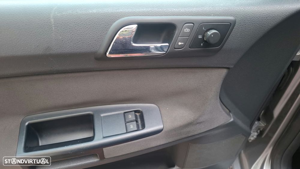 VW Polo 1.4 TDi Confortline - 13