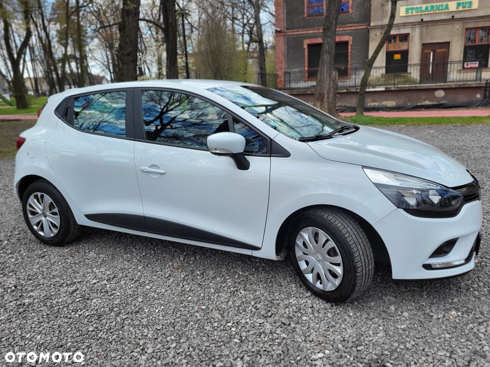 Renault Clio - 12