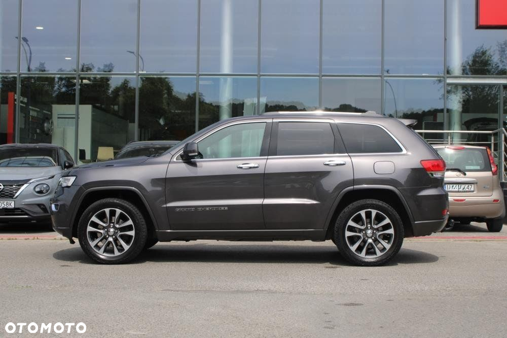 Jeep Grand Cherokee - 8