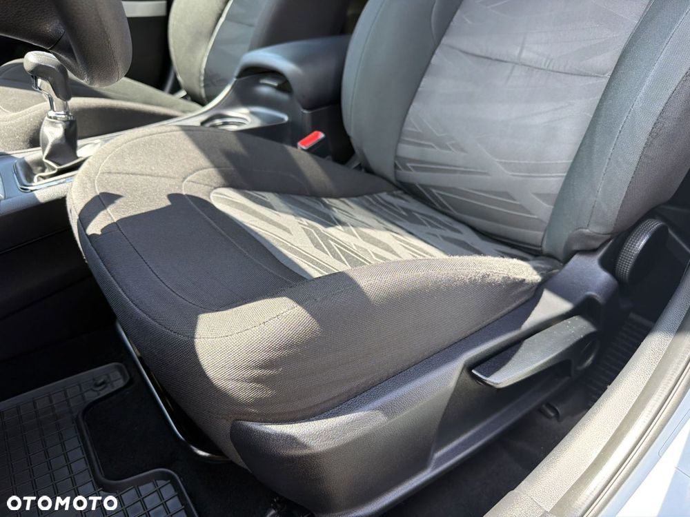 Kia Ceed 1.4 M - 12