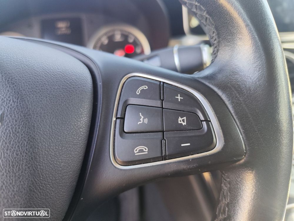 Mercedes-Benz C 300 h Avantgarde - 21