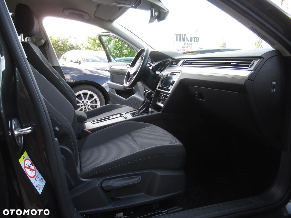 Volkswagen Passat 1.5 TSI EVO Essence - 9