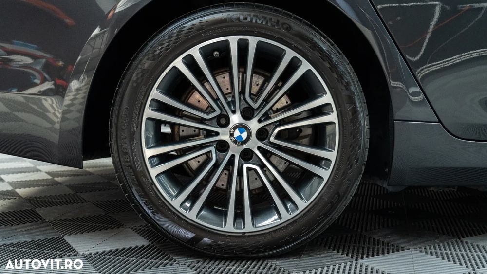 BMW Seria 5 - 26