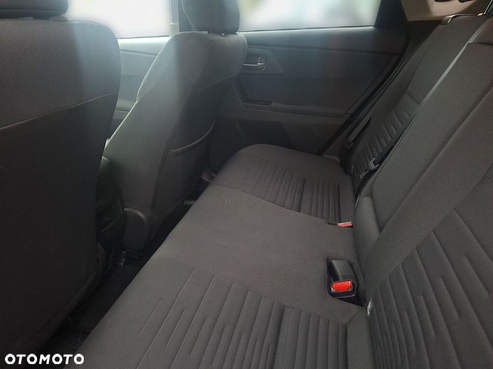 Toyota Auris - 12