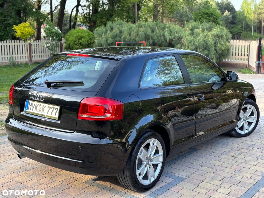 Audi A3 3-drzwiowe 1.6 Ambition - 5