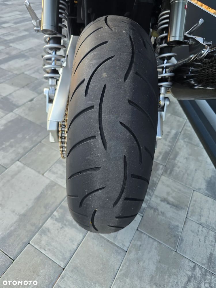 Honda CB - 23