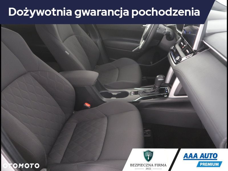 Toyota Corolla Cross - 10