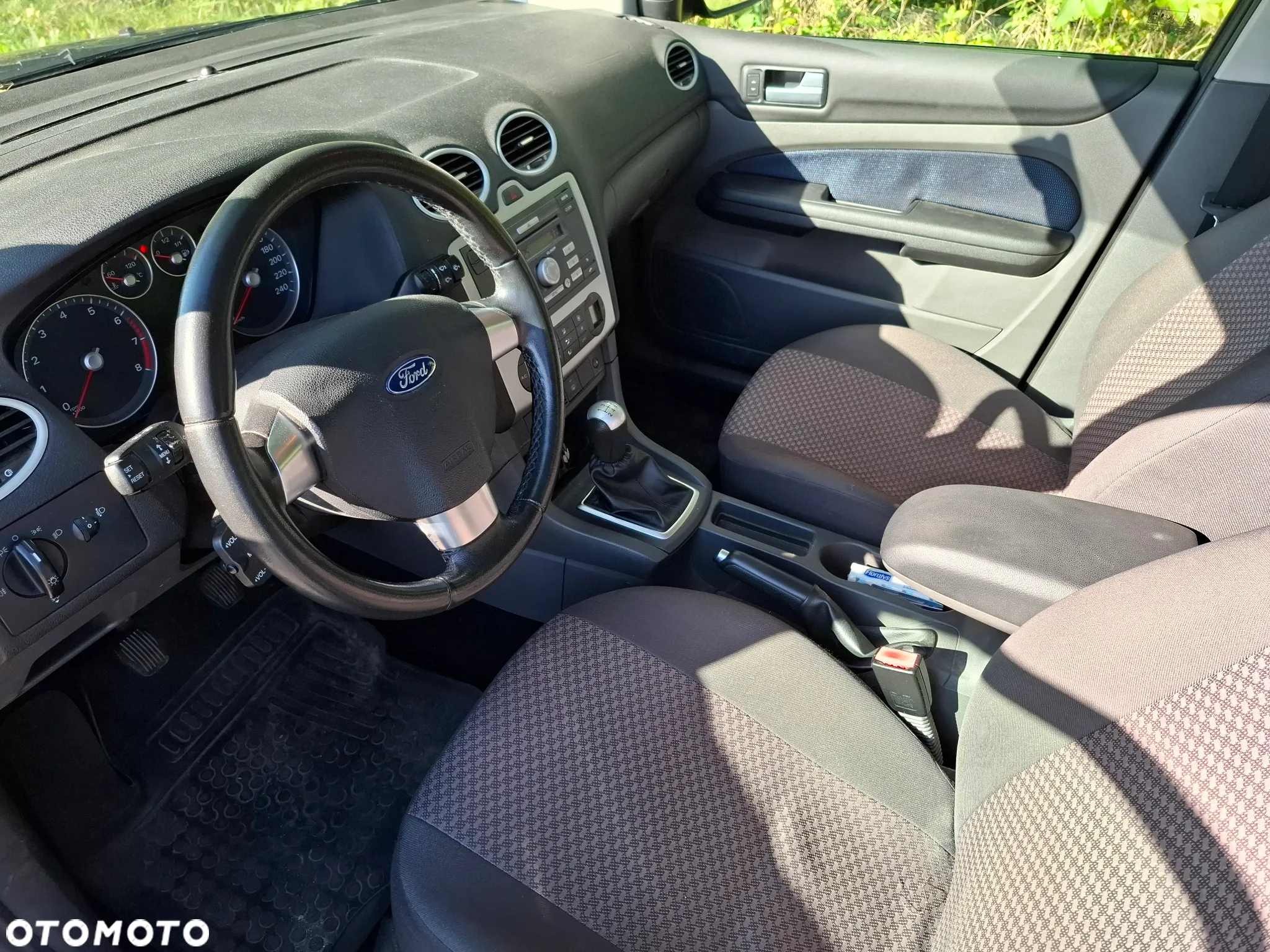 Ford Focus 1.6 Ti-VCT Platinium X - 6