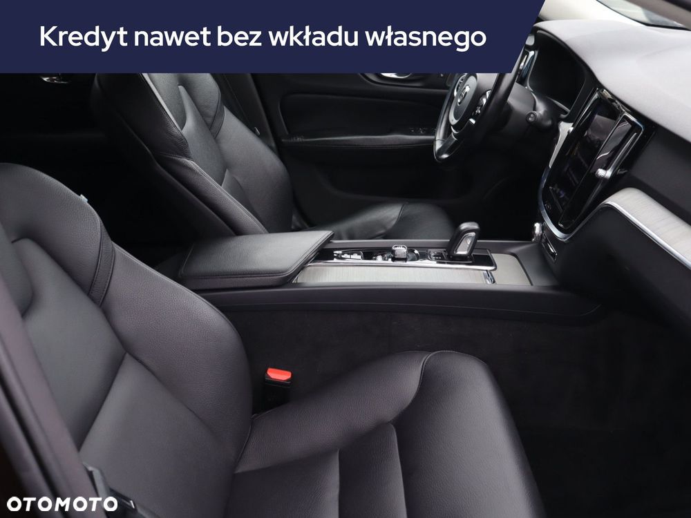 Volvo V60 Cross Country - 11