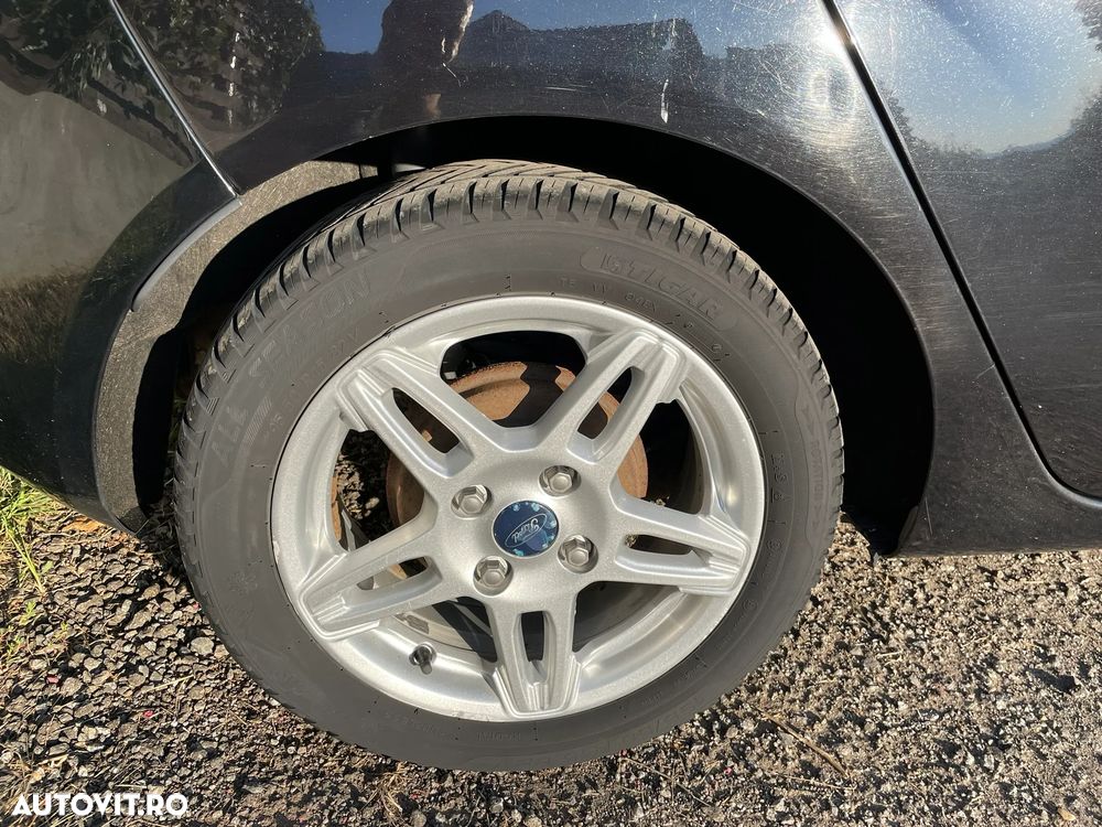 Ford Fiesta 1.0 EcoBoost Titanium - 4