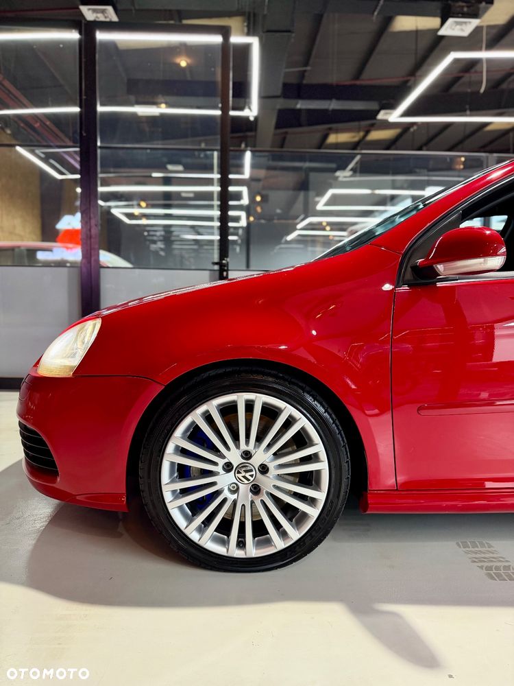 Volkswagen Golf V R32 DSG - 3