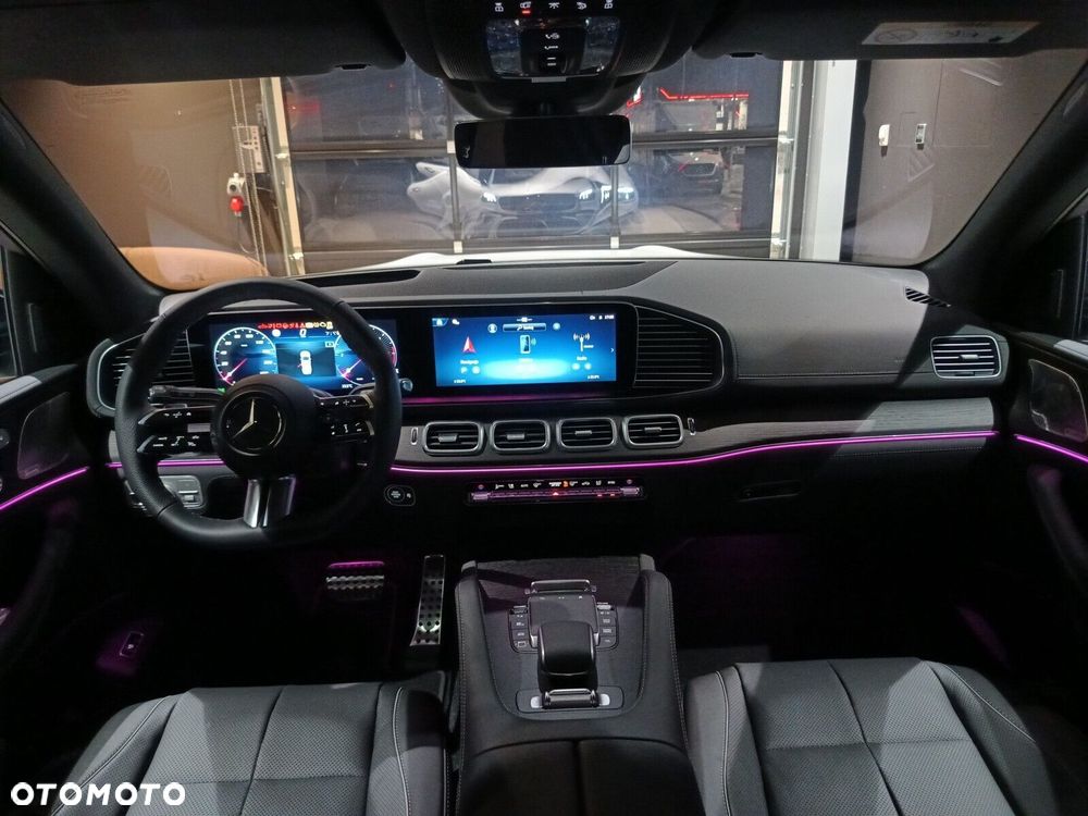 Mercedes-Benz GLS - 19