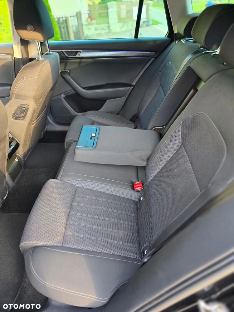 Skoda Superb 2.0 TDI DSG Style - 18