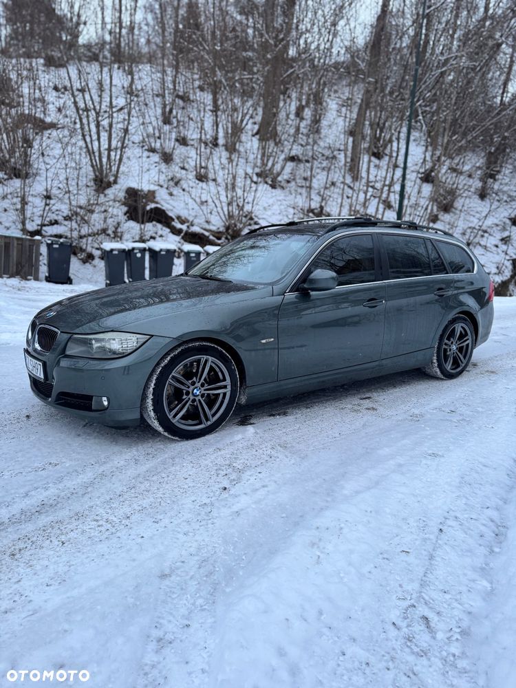 BMW Seria 3 330d xDrive - 10