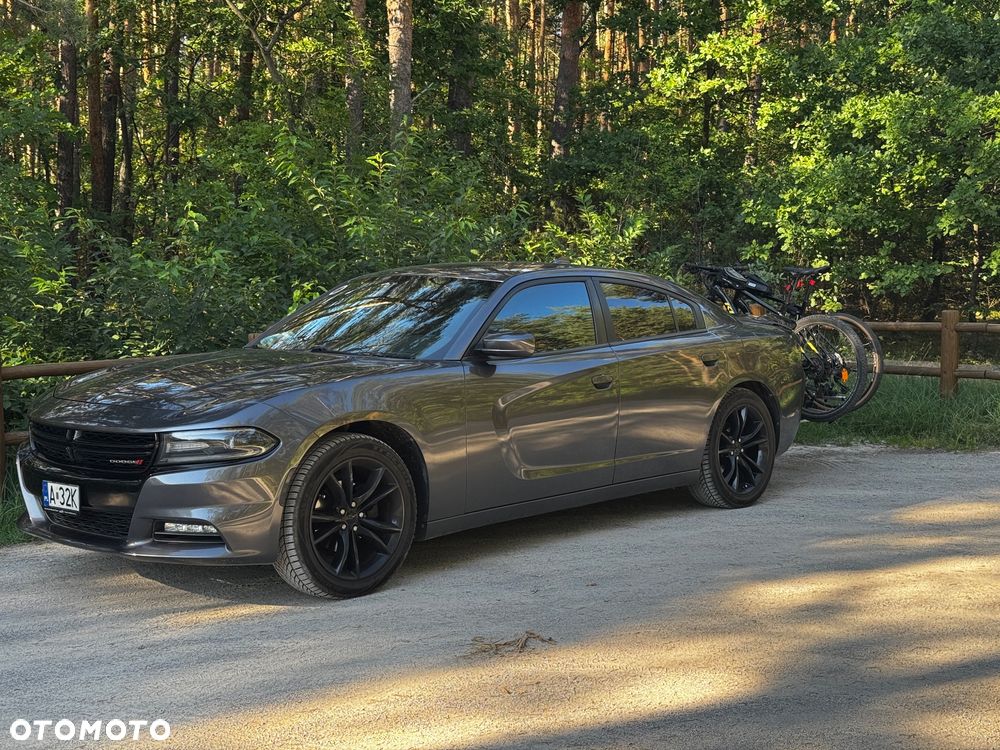 Dodge Charger - 4