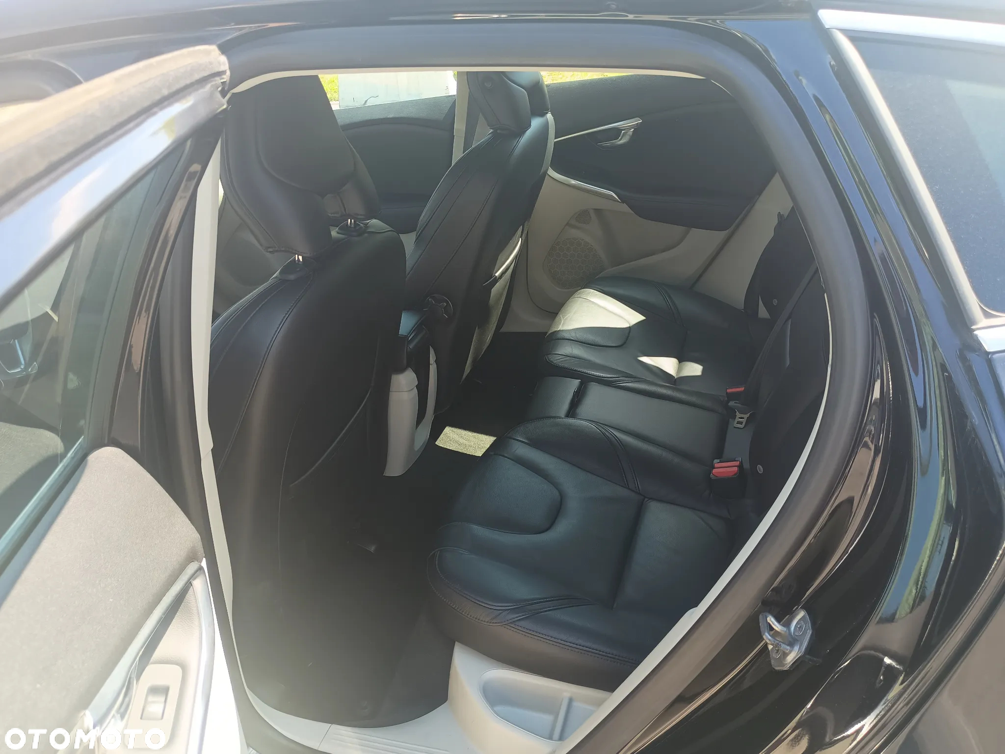 Volvo V40 D2 - 3