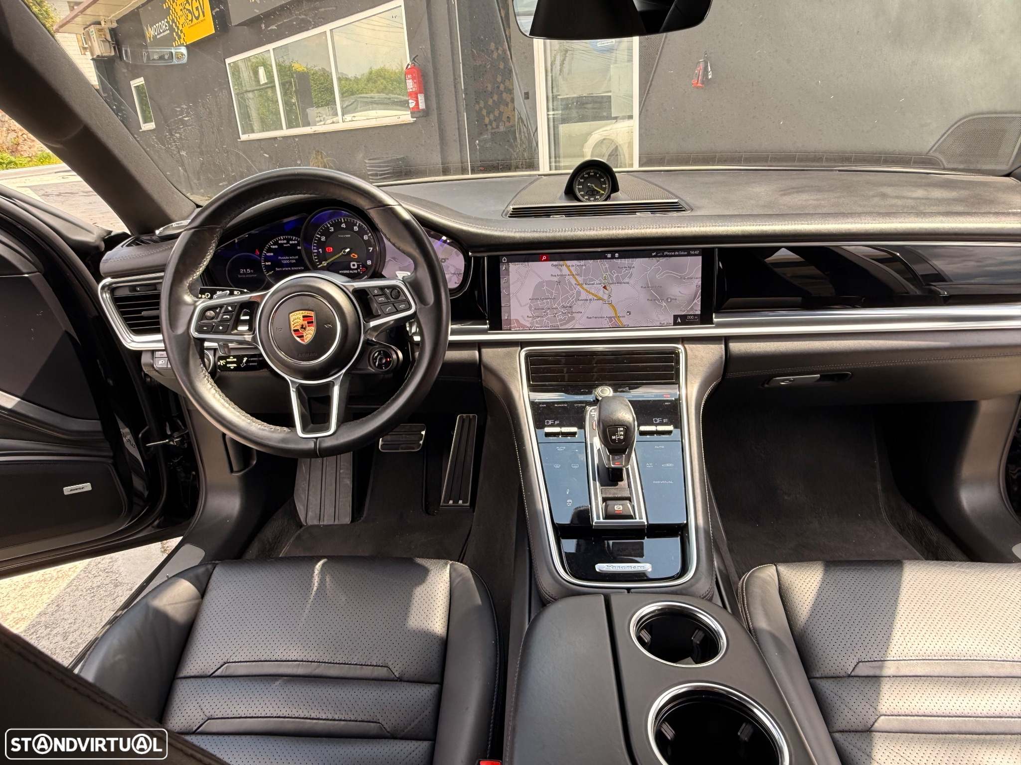 Porsche Panamera Sport Turismo 4 E-Hybrid 10 Years Edition - 53