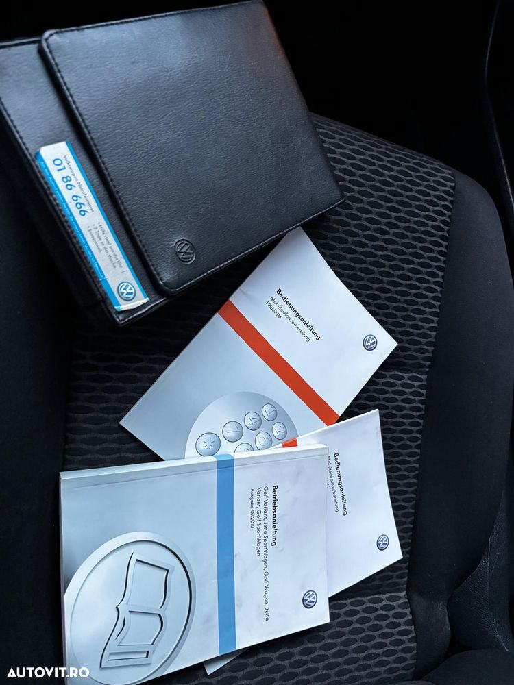 Volkswagen Golf 1.6 TDI DPF Comfortline - 10