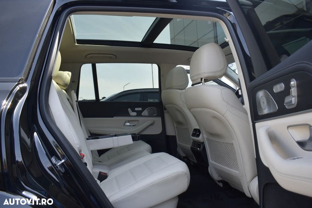 Mercedes-Benz GLS - 33