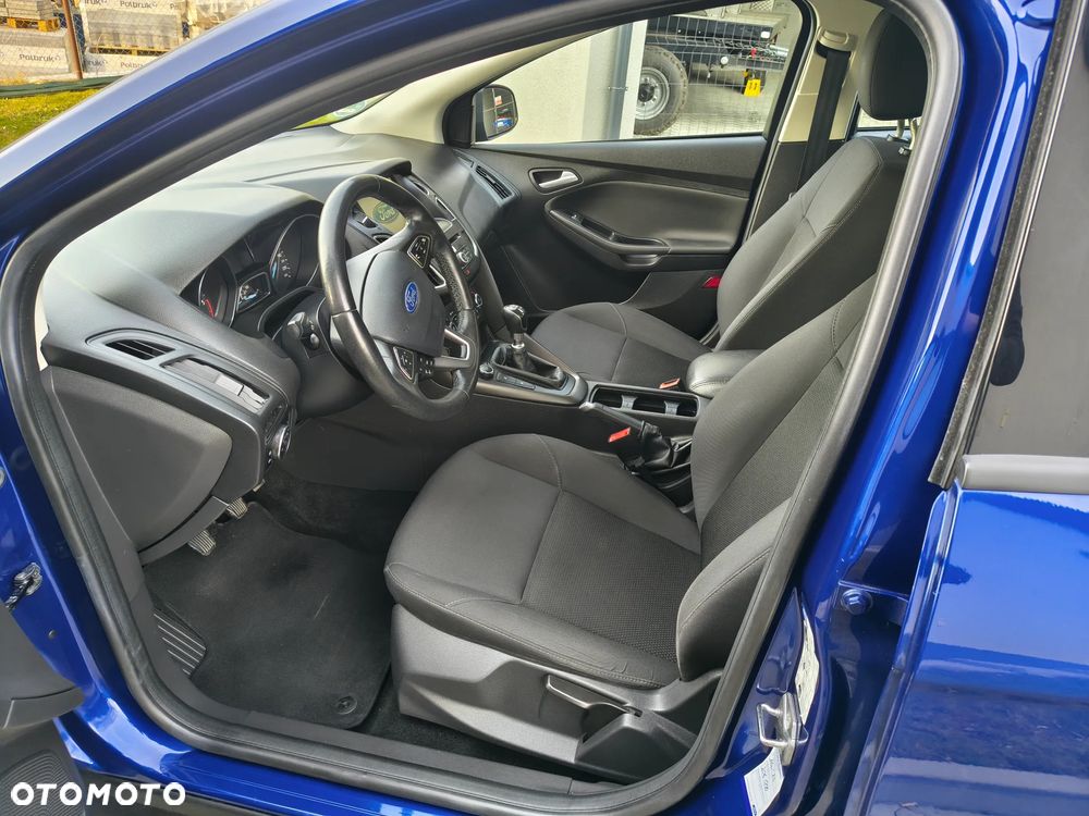 Ford Focus - 15