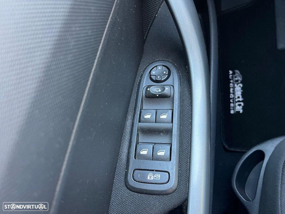 Peugeot 308 SW 1.6 HDi Active - 23