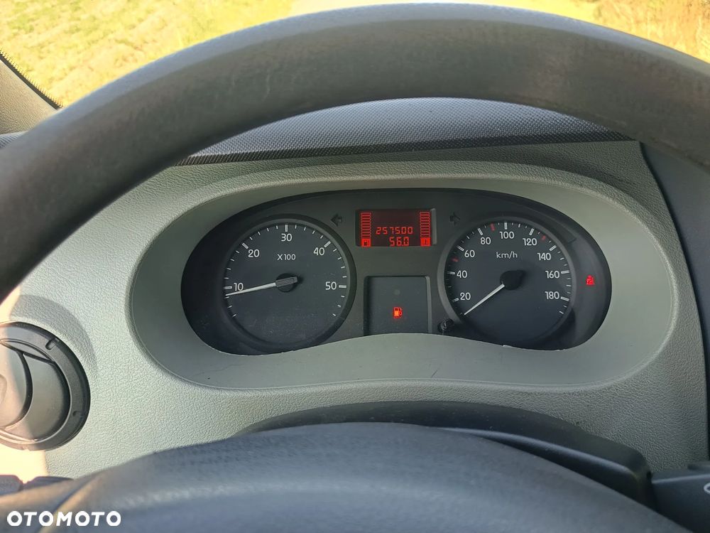 Renault Master - 9