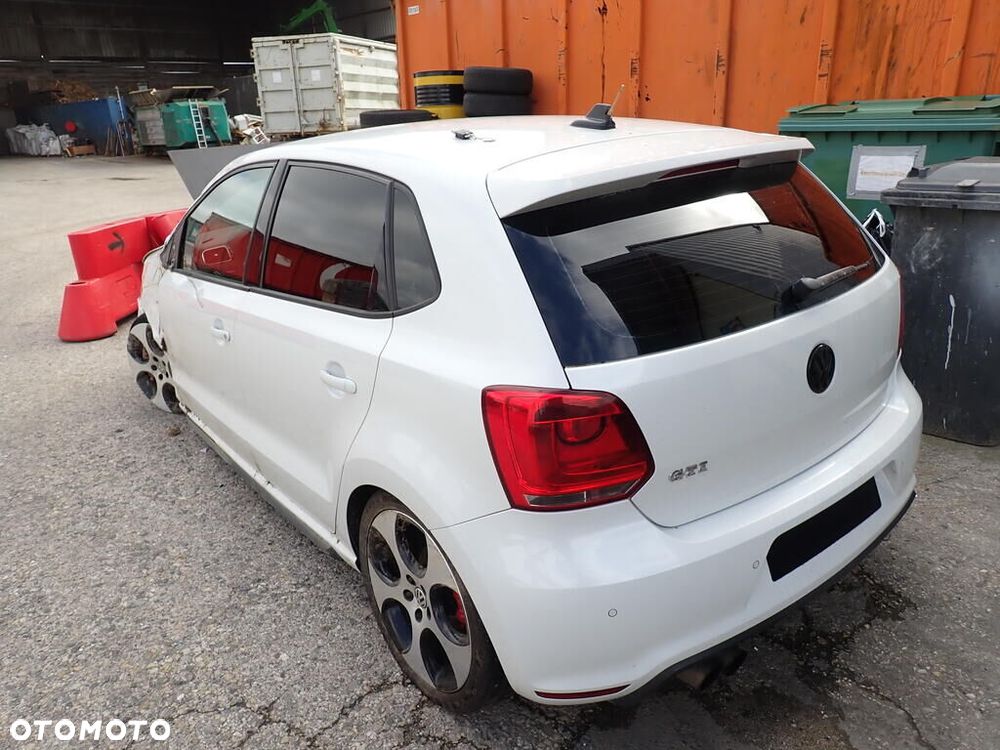 Volkswagen Polo 1.4 DSG GTI - 1