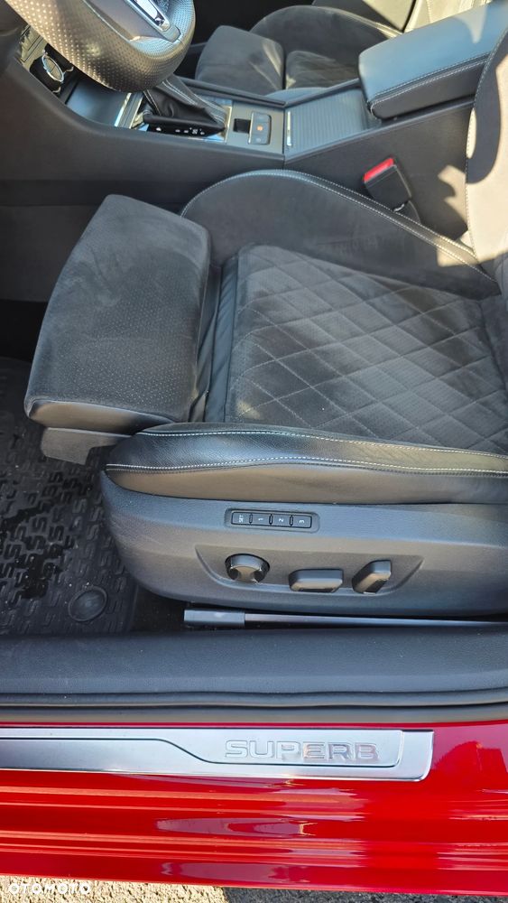 Skoda Superb 1.5 TSI Sportline DSG - 17