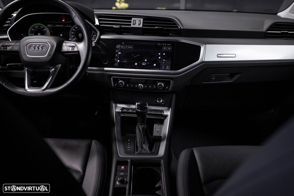 Audi Q3 Sportback - 21