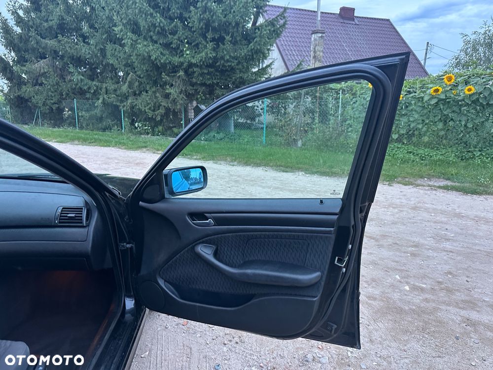 BMW Seria 3 - 16