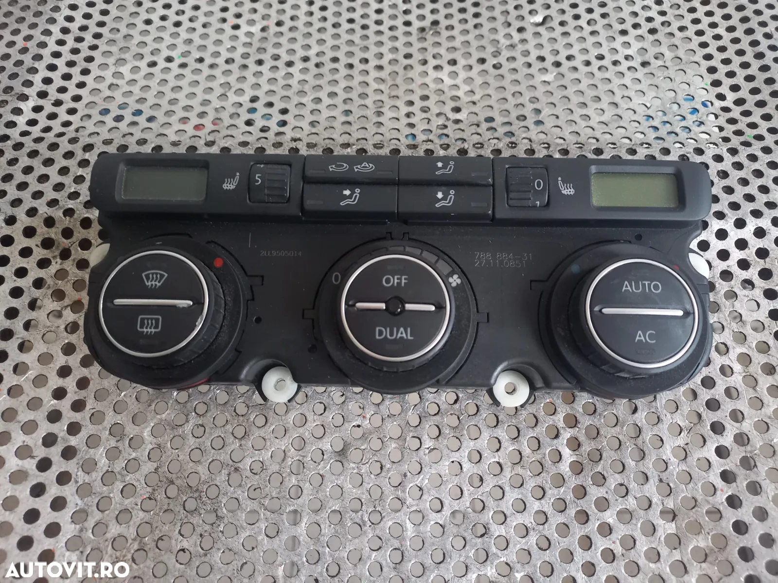 Panou Modul Comenzi Dublu Climatronic Cu Incalzire In Scaune Vw Golf 5 Jetta Touran Cod 1K0907044DA - 3