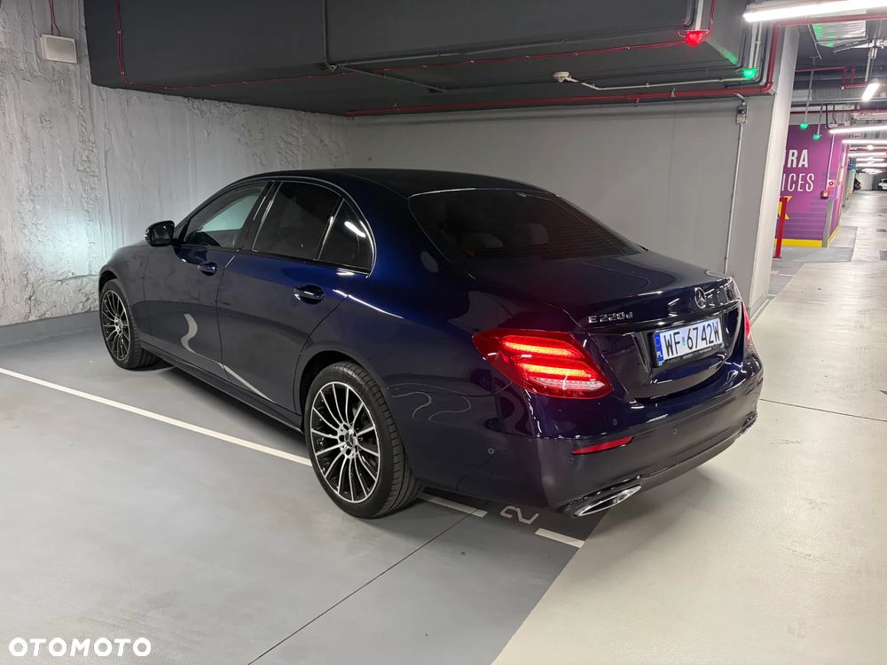 Mercedes-Benz Klasa E 220 d 9G-TRONIC - 6