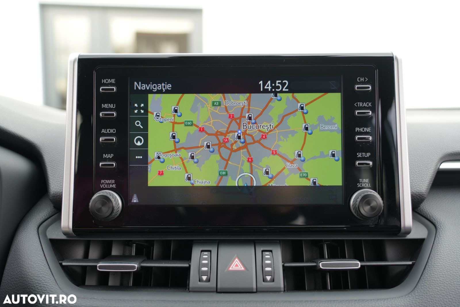 Toyota RAV4 2.5 Hybrid VVT-iE 4x4 Exclusive Bi-Tone - 28