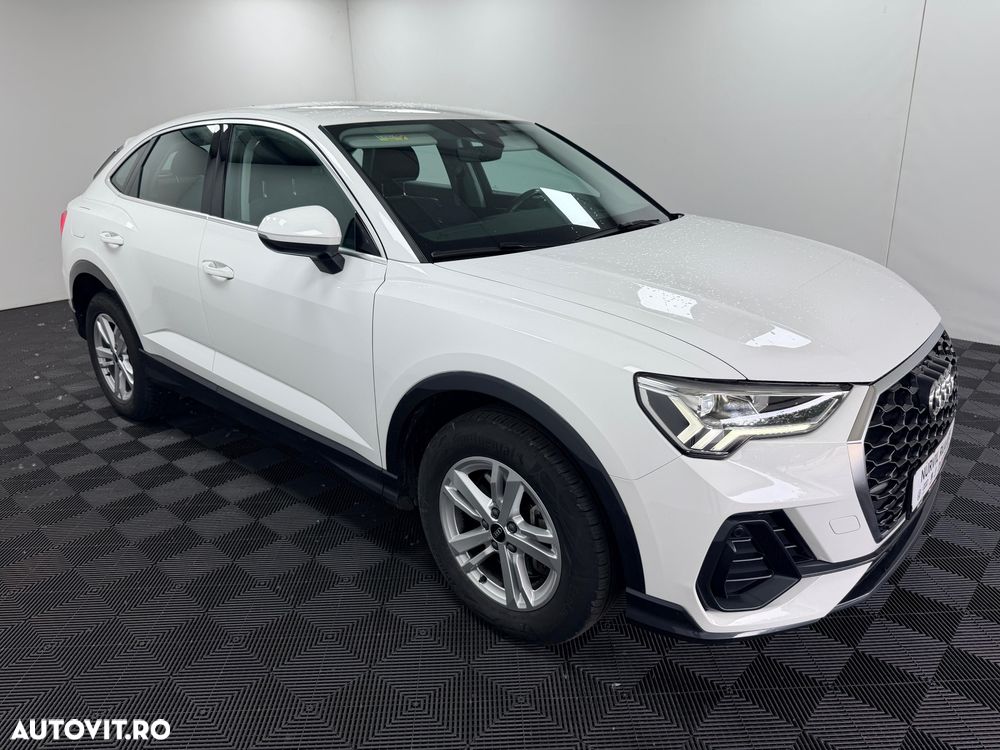 Audi Q3 45 TFSIe S tronic - 10
