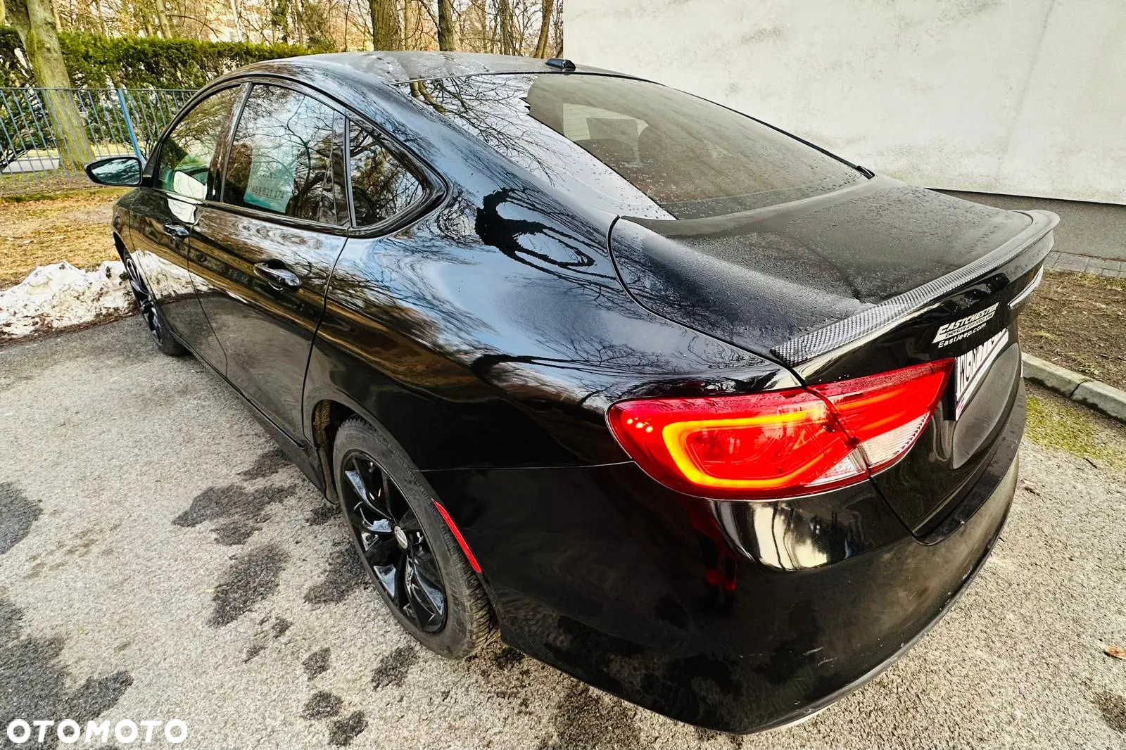 Chrysler 200 - 2